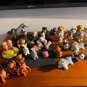 Huge Vintage Littlest Pet Shop Collection- 36 Pieces Plus Bag Of Accessories